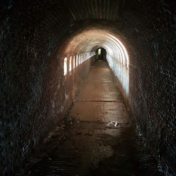 Tunnel